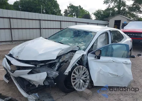 2020 Toyota Camry Xle Hybrid from USA, damaged, VIN 4T1F31AK2LU523486